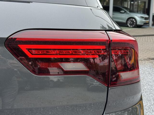 Volkswagen T-Roc 1.5 TSI 150pk DSG Style (Trekhaak,Camera,Virtual,Ergo,IQ)