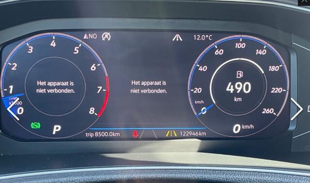 Volkswagen T-Roc 1.5 TSI Sport Plus Business R Automaat Virtual cockpit
