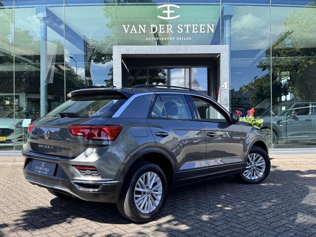 Volkswagen T-Roc 1.5 TSI Life Business Adapt Cruise | Camera | Stuur-Stoelverwarming