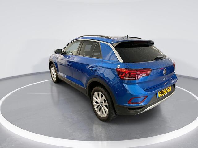 Volkswagen T-Roc 1.5 Tsi 150pk DSG Life Edition · Keyless · Camera · Apple/Android Car Play · Dodehoek Detectie · P-Sensoren · 17'' Inch · Garantie t/m 05-08-2028 of 100.000km