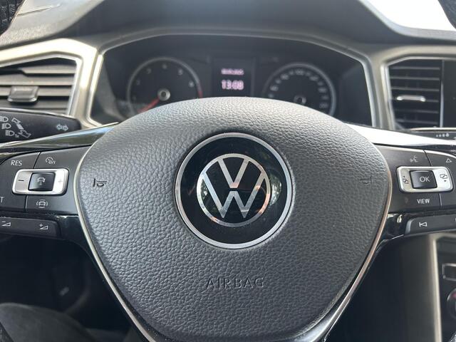 Volkswagen T-Roc 1.0 TSI Style | Carplay | adaptive cruise |