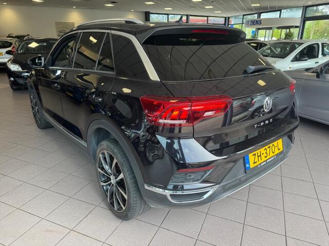 Volkswagen T-Roc 1.5 TSI Sport AUTOMAAT CRUISE CLIMATE CARPLAY APK 5-27 BJ 2019 !