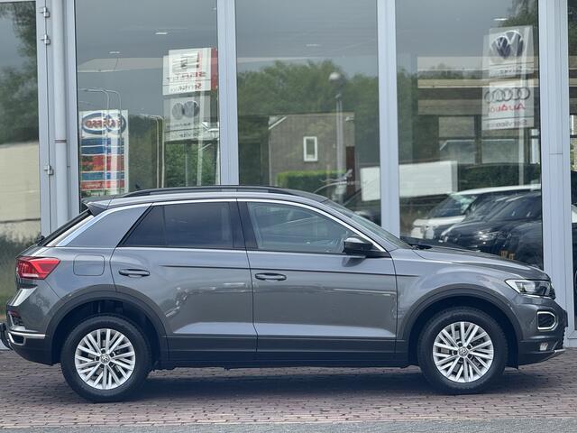 Volkswagen T-Roc 1.5 TSI Style Apple CarPlay | LED | ACC