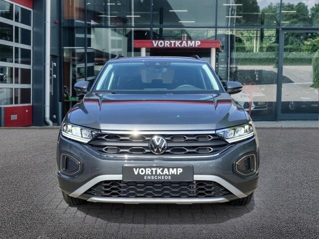 Volkswagen T-Roc 1.0 TSI LIFE EDITION TREKHAAK/CAMERA/ACC/CARPLAY/STOELVERW/KEYLESS