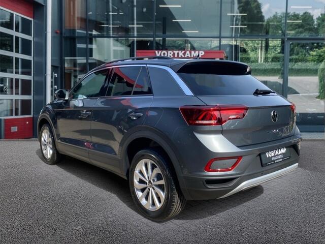 Volkswagen T-Roc 1.0 TSI LIFE EDITION TREKHAAK/CAMERA/ACC/CARPLAY/STOELVERW/KEYLESS