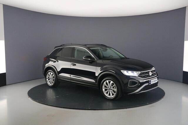 Volkswagen T-Roc Life Edition 1.0 TSI 115pk Adaptive cruise control, Achteruitrijcamera, Stoelverwarming, LED koplampen, Airco, DAB, Radio, Parkeersensoren, App connect, Bluetooth
