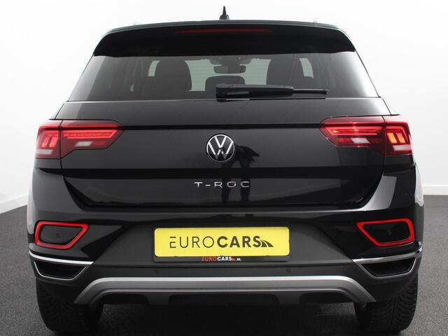Volkswagen T-Roc 1.5 TSI 150pk DSG Style Navigatie Apple Carplay/Android Auto Camera Parkeersensoren Adaptive Cruise Control Stoelverwarming Virtual Cockpit Getinte ramen Climate Control