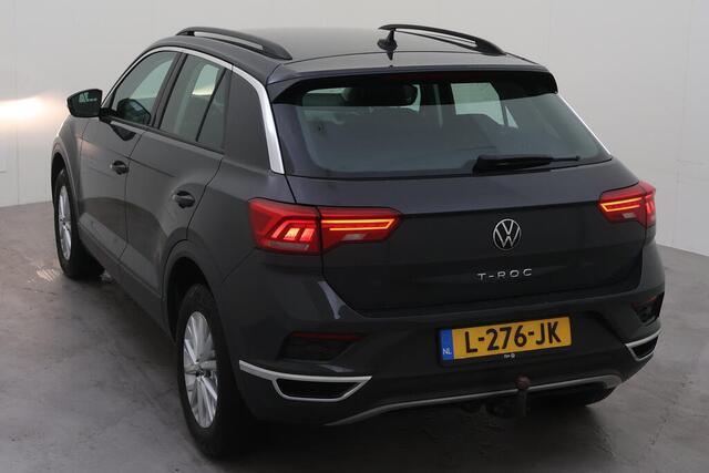 Volkswagen T-Roc 1.5 TSI Style / TREKHAAK/ PARK. SENSOREN/ AIRCO/ NAVI/ 16" LMV