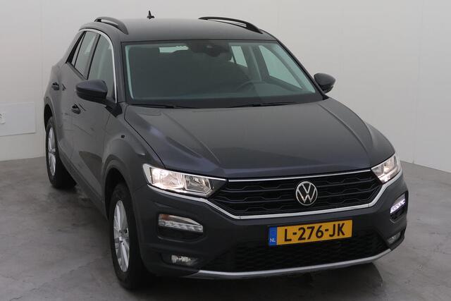Volkswagen T-Roc 1.5 TSI Style / TREKHAAK/ PARK. SENSOREN/ AIRCO/ NAVI/ 16" LMV