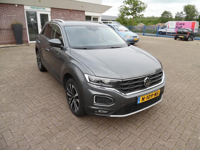 Volkswagen T-Roc 1.5 TSI Sport
