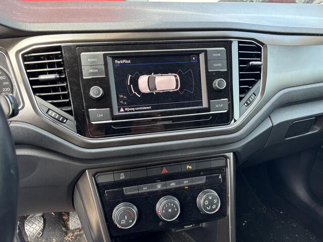 Volkswagen T-Roc 1.0 TSI Style TREKHAAK / AIRCO / PDC / BLUETOOTH / CRUISE / ACC / NL-AUTO
