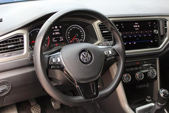 Volkswagen T-Roc 1.6 TDI Style Business | NL-AUTO+N.A.P! | ACC | PDC-V/A | AIRCO | DAB/RADIO | NAVIGATIE | CARPLAY |
