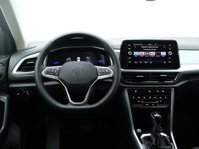 Volkswagen T-Roc 1.5 TSI Life Bns | Private Lease 639,- p.m. | Navigatie | Camera