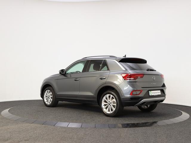 Volkswagen T-Roc 1.5 TSI Life Bns | Private Lease 639,- p.m. | Navigatie | Camera