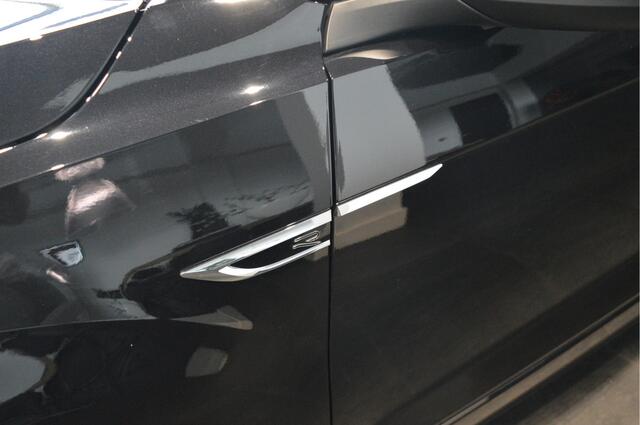 Volkswagen T-Roc Cabrio 1.5 TSI 3X R-Line Black Style navi camera led 150 pk !!
