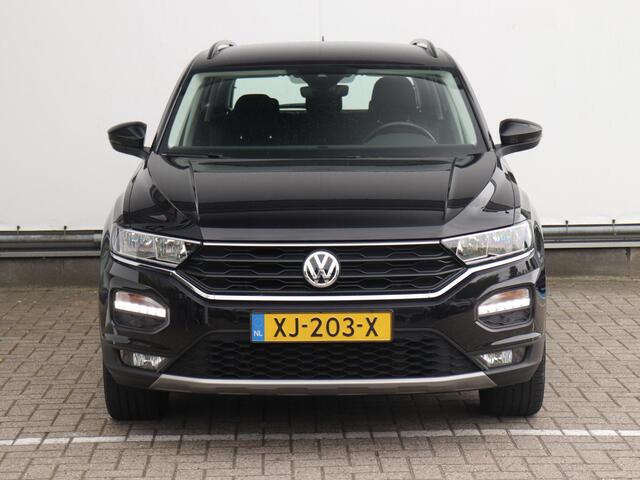 Volkswagen T-Roc 1.5 TSI Style | Navigatie | Adaptive Cruise | Carplay & Android auto | Parkeersensoren | Climate Control |