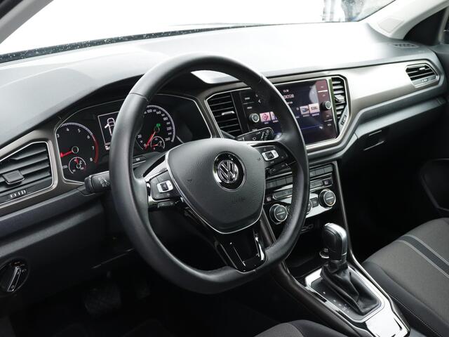 Volkswagen T-Roc 1.5 TSI Style | Navigatie | Adaptive Cruise | Carplay & Android auto | Parkeersensoren | Climate Control |