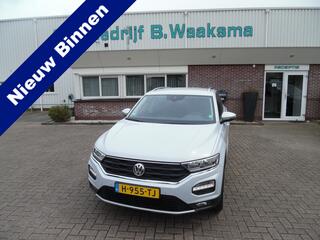 volkswagen-t-roc-1.5-tsi-style