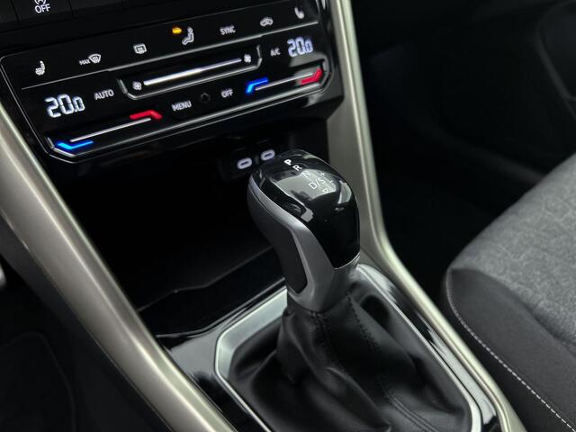 Volkswagen T-Roc 1.5 TSI MOVE DSG AD-CRUISE CAMERA CLIMA TREKHAAK