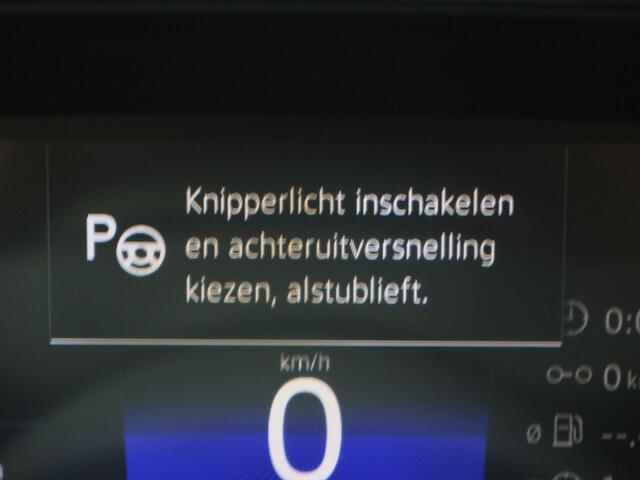 Volkswagen T-Roc 1.0TSI/116PK Life · Navigatie · Parkeersensoren · App connect · Garantie tot juli 2026