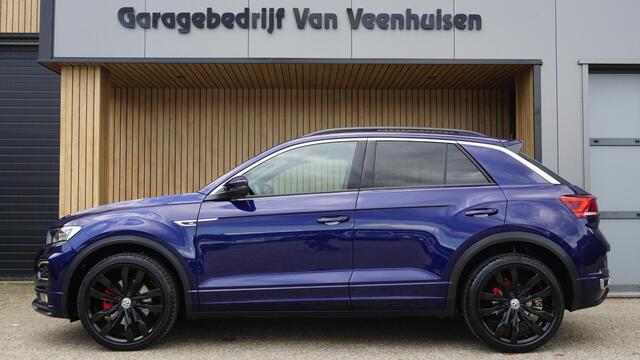 Volkswagen T-Roc 1.5 TSI 150PK DSG R-Line & Sport Pano.Dak Virtual Keyless Trekhaak 19inch LM Suzuka *Atlantic Blue Metallic* 30965km! *Unieke T-Roc*