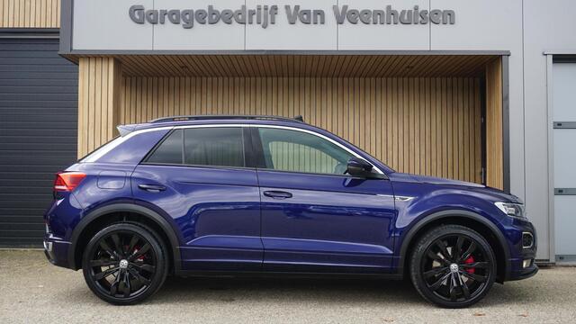 Volkswagen T-Roc 1.5 TSI 150PK DSG R-Line & Sport Pano.Dak Virtual Keyless Trekhaak 19inch LM Suzuka *Atlantic Blue Metallic* 30965km! *Unieke T-Roc*