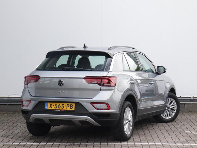 Volkswagen T-Roc 1.0 TSI Life Business | NL-auto | Stoelverwarming | Navigatie | Adaptive Cruise | Parkeersensoren |