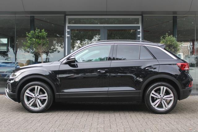 Volkswagen T-Roc 1.5 TSI Life | Virtual | Trekhaak | Org. NL |