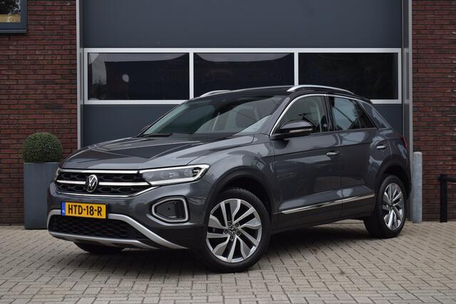 Volkswagen T-Roc 1.5 TSI 150pk DSG Style | Panoramadak | Camera | IQ light