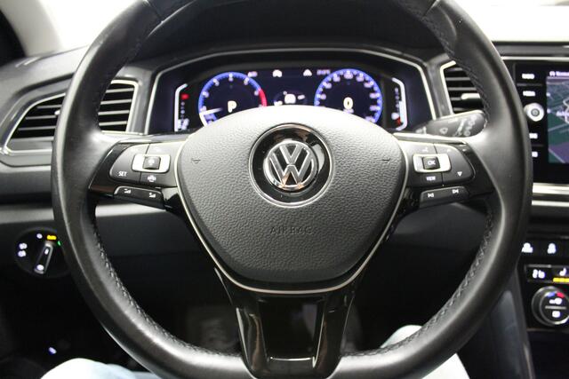 Volkswagen T-Roc 1.5 TSI R-Line/Virtual/Trekhaak/Camera/19 inch