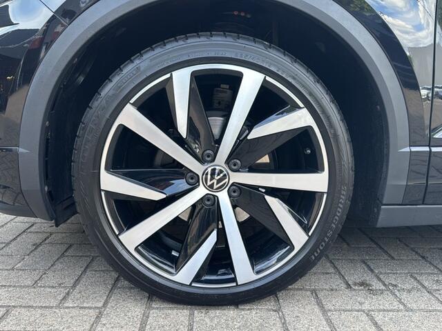 Volkswagen T-Roc 1.5 TSI DSG R-LINE TREKHAAK/BEATS-AUDIO/NAVI/ACC/PDC