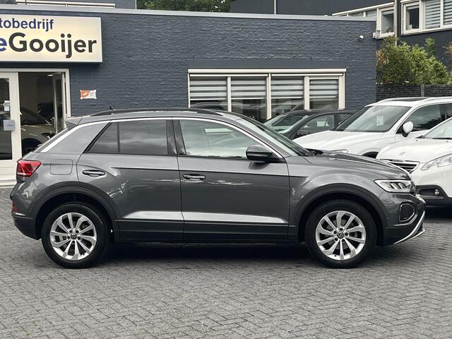 Volkswagen T-Roc 1.5 TSi DSG Life Business | CLIMA | 17" | TREKHAAK |