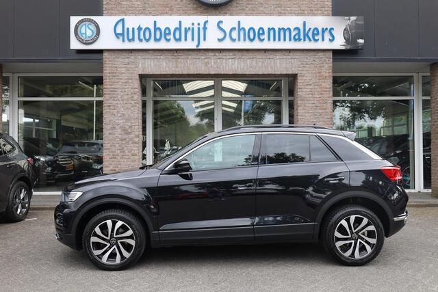 Volkswagen T-Roc 1.5 TSI Active CARPLAY TREKHAAK-AFN 2xPDC 17"LMV DAB NAVI ACC CLIMA