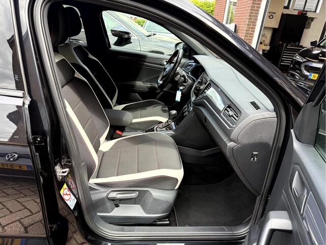 Volkswagen T-Roc 1.5 TSI Sport Camera, 18'''Lmv, Virt. Cockpit, Led