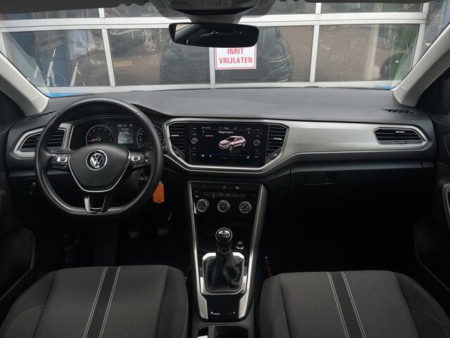 Volkswagen T-Roc 1.0 TSI Style GRATIS Afleverpakket! | Adaptive Cruise Control | Car-Play | 6 Versnellingen |