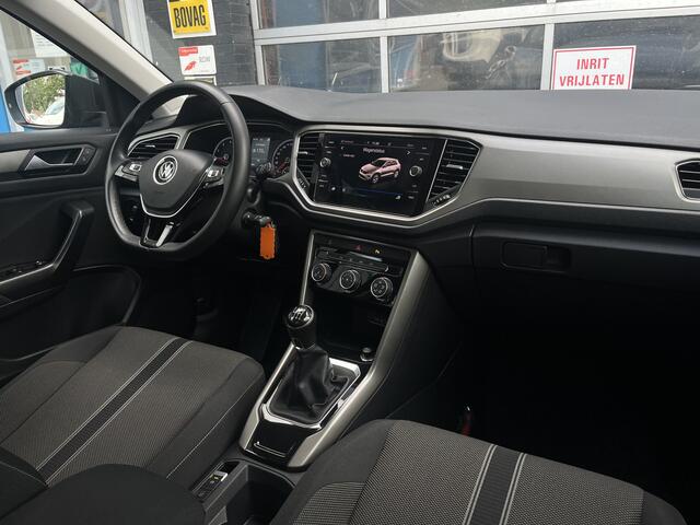 Volkswagen T-Roc 1.0 TSI Style GRATIS Afleverpakket! | Adaptive Cruise Control | Car-Play | 6 Versnellingen |
