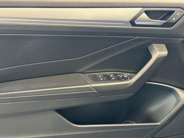 Volkswagen T-Roc Cabrio 1.5 150pk TSI Style Navigatie 'Discover Media' | Parkeersensoren voor en achter | Adaptive Cruise Control