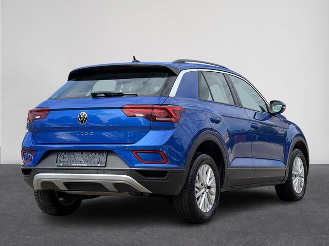 Volkswagen T-Roc 1.5 TSI Life | Automaat | ACC | Carplay | Clima | PDC V+A | LM velgen | ( Vestiging - Nieuwegein )