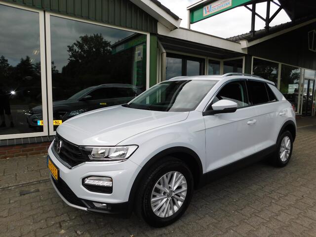 Volkswagen T-Roc 1.0TSI 116PK STYLE!! All-in Prijs! Trekhaak! VIRTU