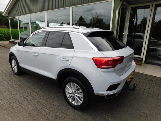 Volkswagen T-Roc 1.0TSI 116PK STYLE!! All-in Prijs! Trekhaak! VIRTU