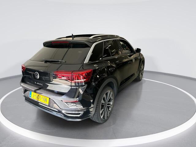 Volkswagen T-Roc 1.5 Tsi 150pk Sport · Panoramadak · Camera · Apple/Android Car Play · Navi · P-Sensoren · Elek. Achterklep · 19'' Inch ·
