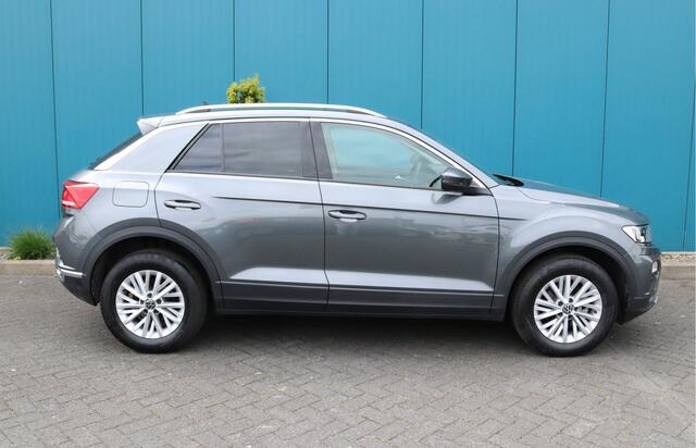 Volkswagen T-Roc 1.0 TSI Style Executive CARPLAY|ADAPT.CRUISE|CAM|CLIMA|NAV|PDC|LMV 41DKM!!