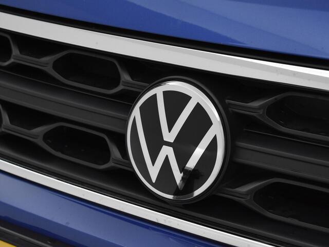 Volkswagen T-Roc 1.0 Tsi 110pk Life 75 Edition · Apple/Android Car Play · Navi · Camera · P-Sensoren · Park Assist · 17'' Inch · Garantie t/m 22-05-2027 of 100.000km