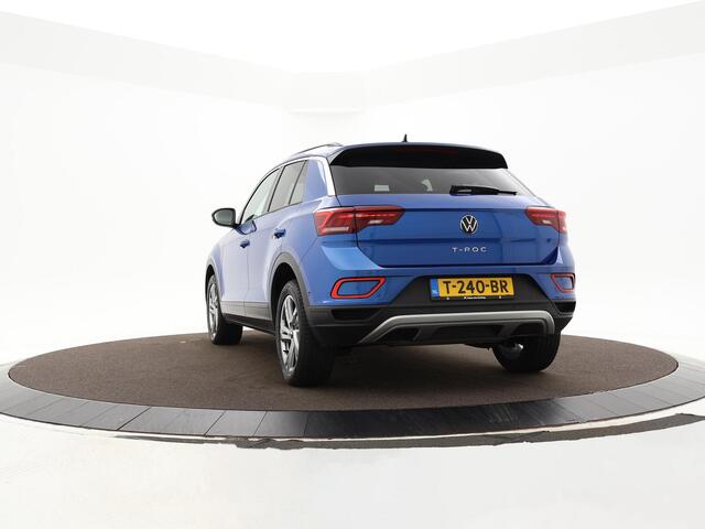 Volkswagen T-Roc 1.0 Tsi 110pk Life 75 Edition · Apple/Android Car Play · Navi · Camera · P-Sensoren · Park Assist · 17'' Inch · Garantie t/m 22-05-2027 of 100.000km