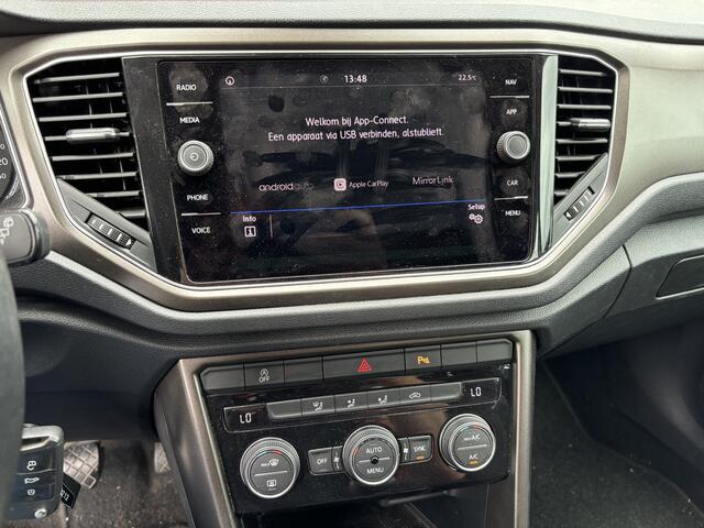 Volkswagen T-Roc 1.0 TSI Style NAVI / CLIMA / PDC / DAB+ / BLUETOOTH / ACC / NL-AUTO