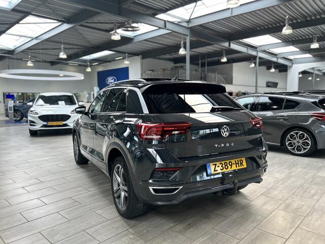 Volkswagen T-Roc 1.5 TSI Sport Business R | Trekhaak | Pano | Camera | LED | Adapt. cruise | Stoelverw. |