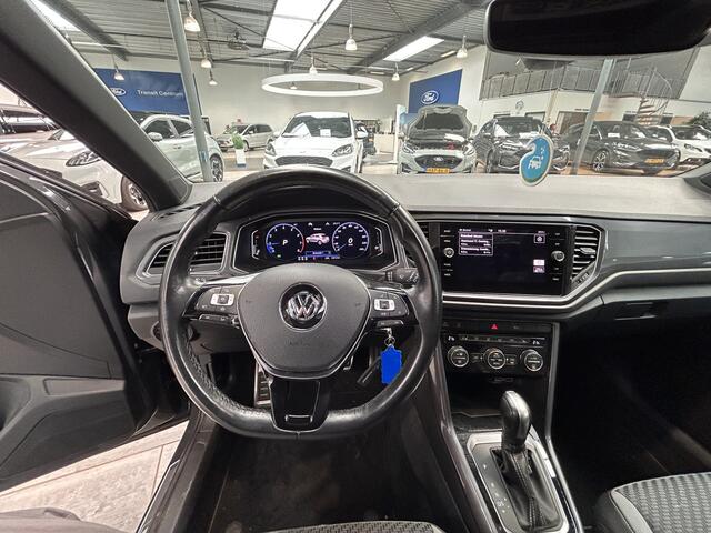 Volkswagen T-Roc 1.5 TSI Sport Business R | Trekhaak | Pano | Camera | LED | Adapt. cruise | Stoelverw. |