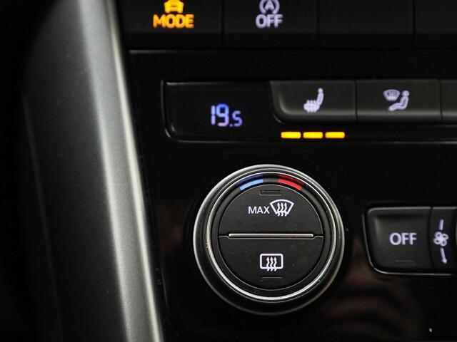 Volkswagen T-Roc 1.5TSI/150PK Active DSG · Navigatie · Parkeersensoren · Stoelverwarming