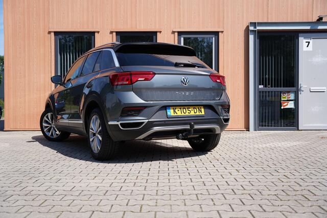 Volkswagen T-Roc 1.5 TSI Sport | Facelift | Trekhaak | Camera