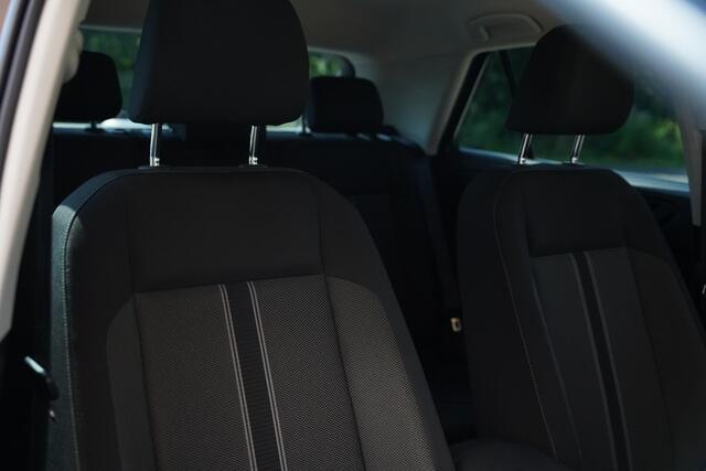 Volkswagen T-Roc 1.5 TSI Sport | Facelift | Trekhaak | Camera